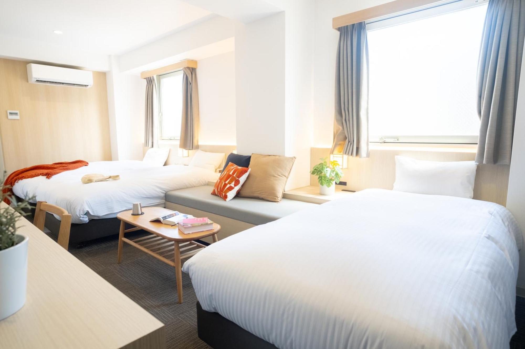 Wayfarer Matsu Hotel Osaka Exterior photo